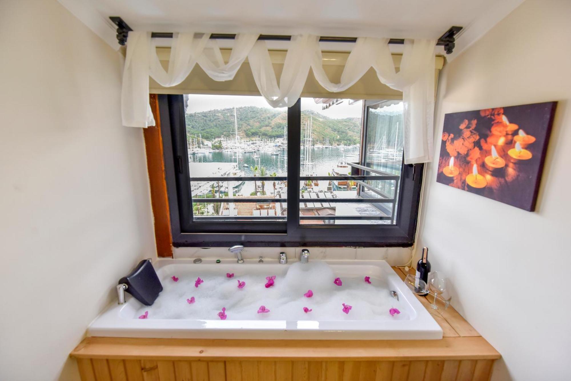 Mykonut Boutique Suites Fethiye Exterior foto